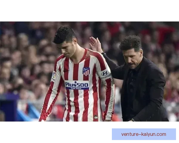 费耶锋线表现持续提升，引发外界关注与期待